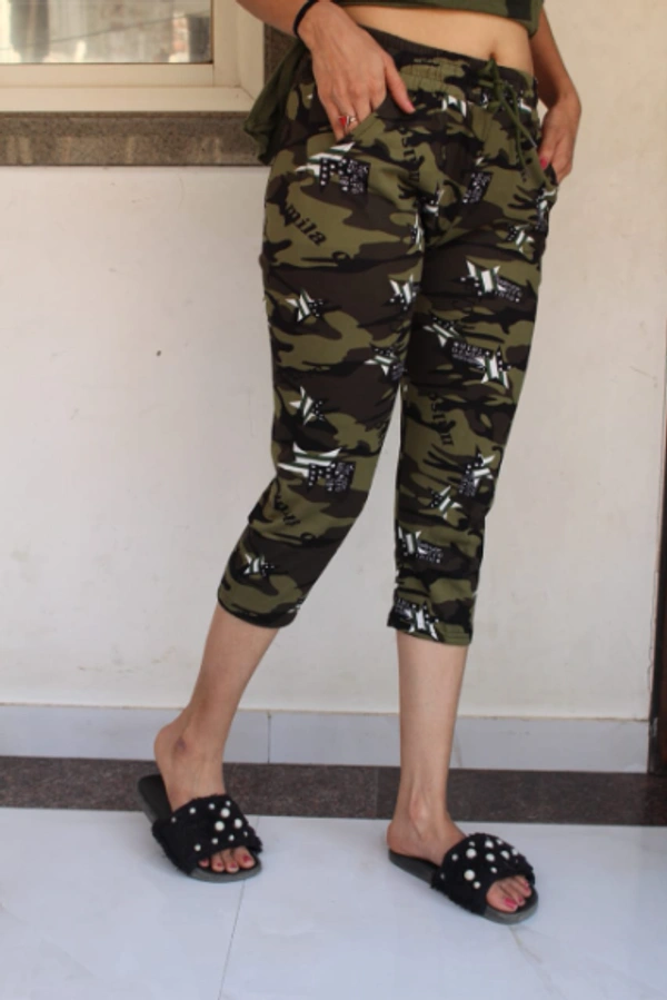  CAPRY  Military petern